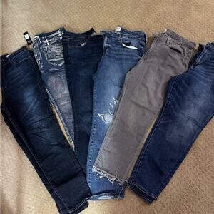 Bundle of 6 pairs of ladies jeans